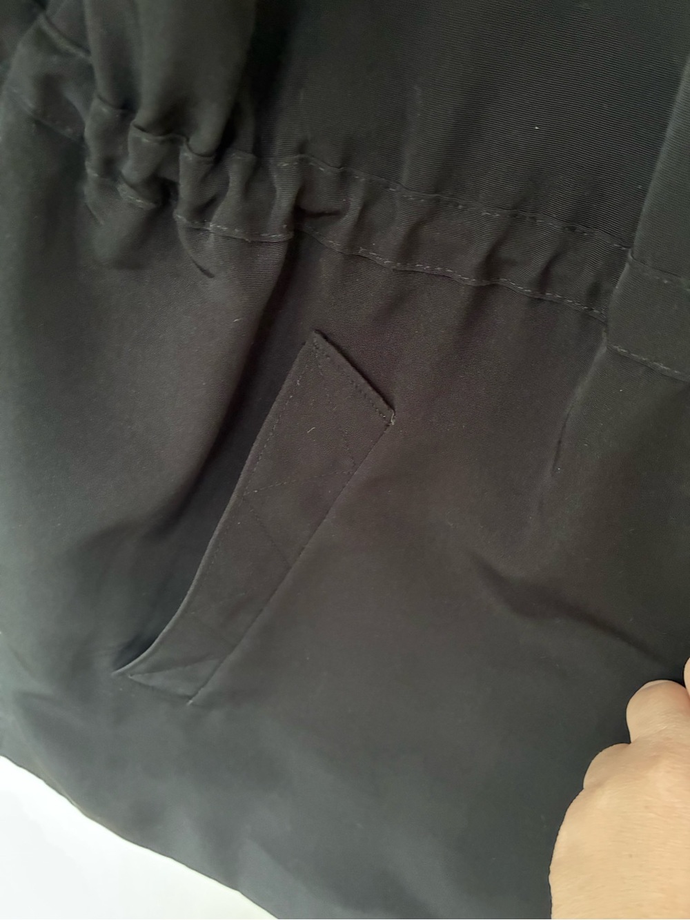 Jones New York Black Rain Jacket with Removable Beige Hood - Picture 8 of 9